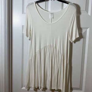 Agnes & Dora XS cream color tunic top